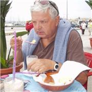 Plurilaureato, ex direttore di banca, esperto bilancistica